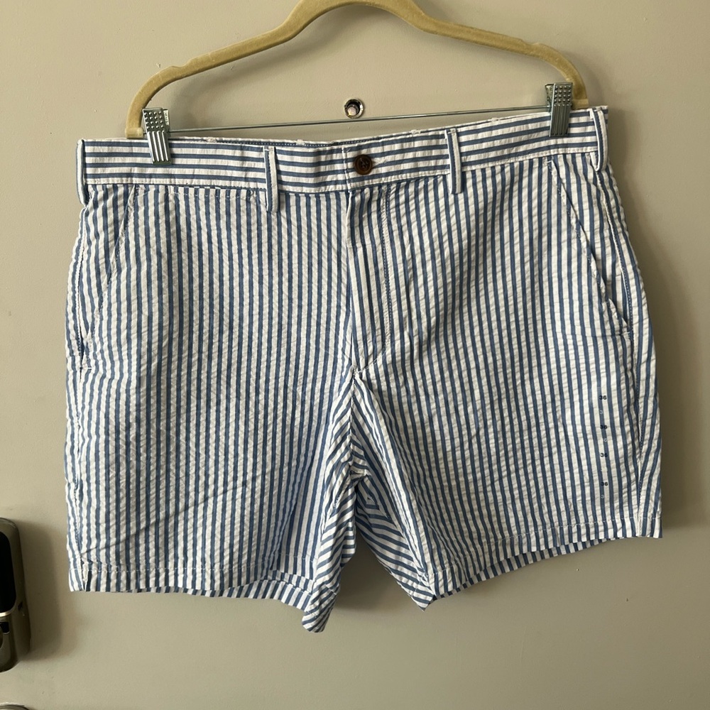 GAP Blue and White Flat Front Shorts BNWOT